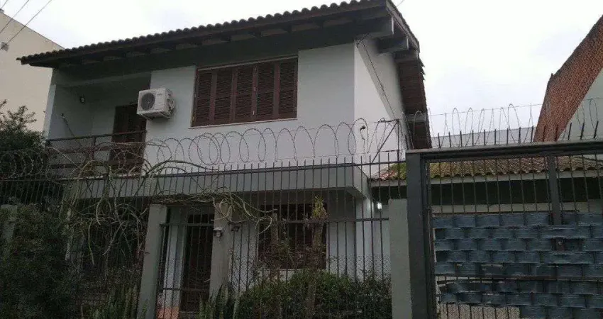 Casa 4 dormitórios à venda Teresópolis Porto Alegre/RS