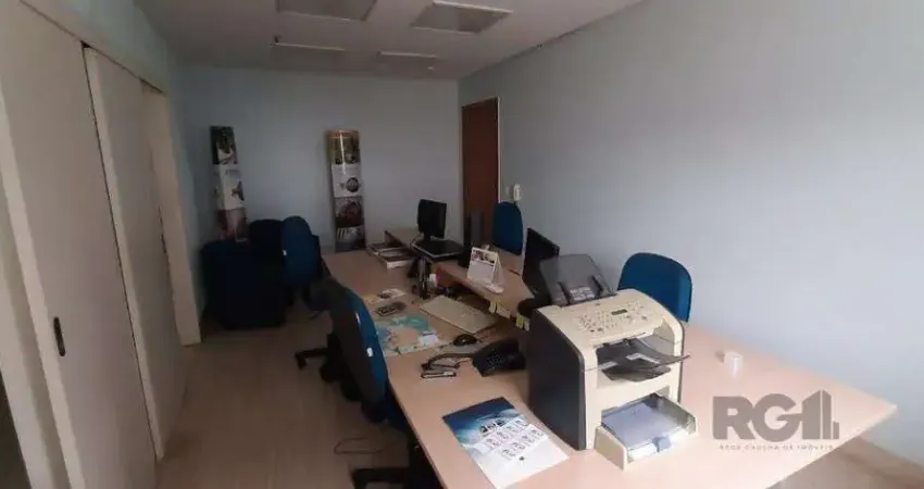 Sala comercial para Comprar  com 1 vaga na Cristóvão Colombo.