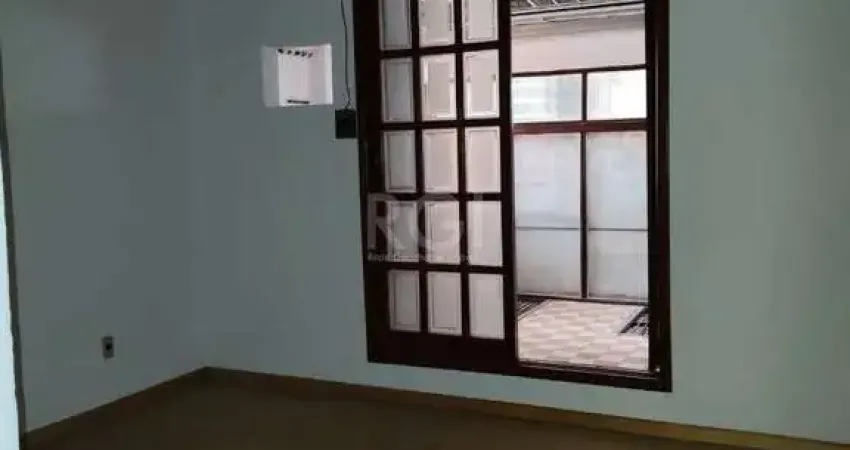 Casa para Venda - 98m², 2 dormitórios, 2 vagas - Alto Petrópolis