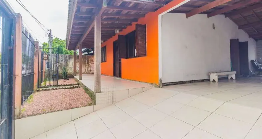 Casa 3 dormitórios à venda no Bairro Restinga - Porto Alegre