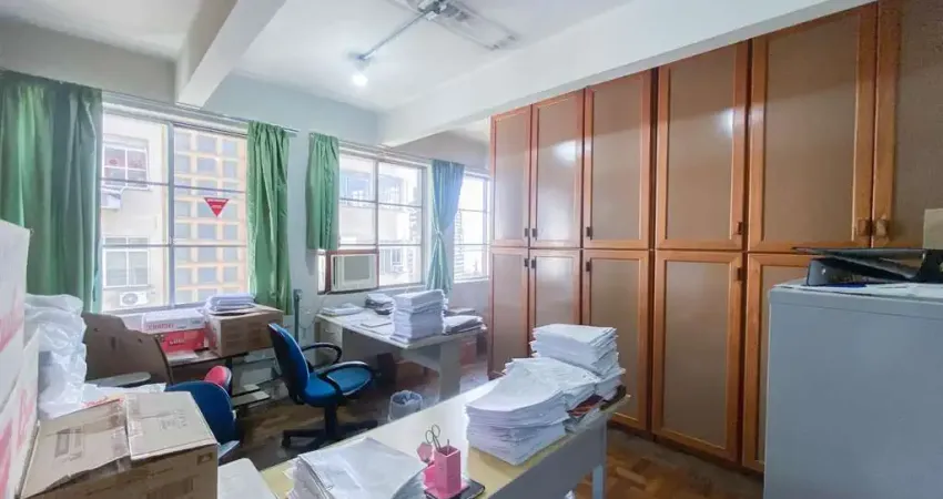 Sala Comercial Vista para o Guaíba, 2 Ambientes e Banheiro - Galeria do Rosário