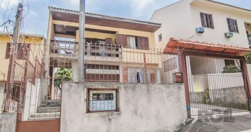 Casa com 4 quartos à venda na Rua Santiago Dantas, 457, Cascata, Porto Alegre