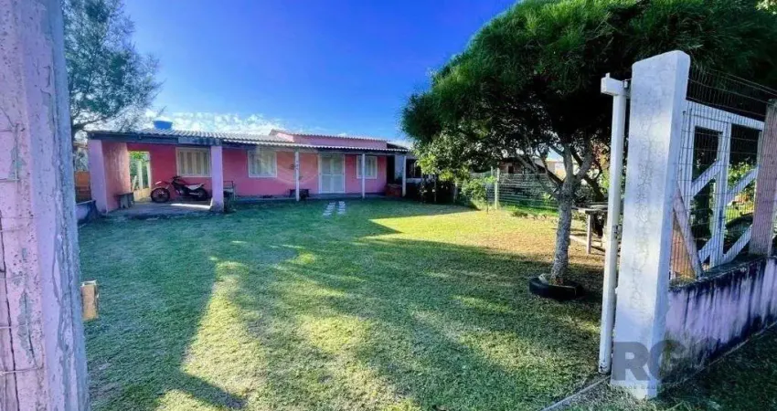 Casa 2 dormitórios à venda Centro Balneário Pinhal/RS