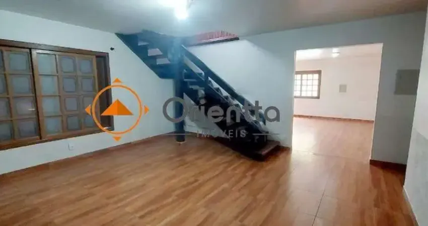 Casa com 5 quartos, 3 suítes para alugar, 350m² - Harmonia
