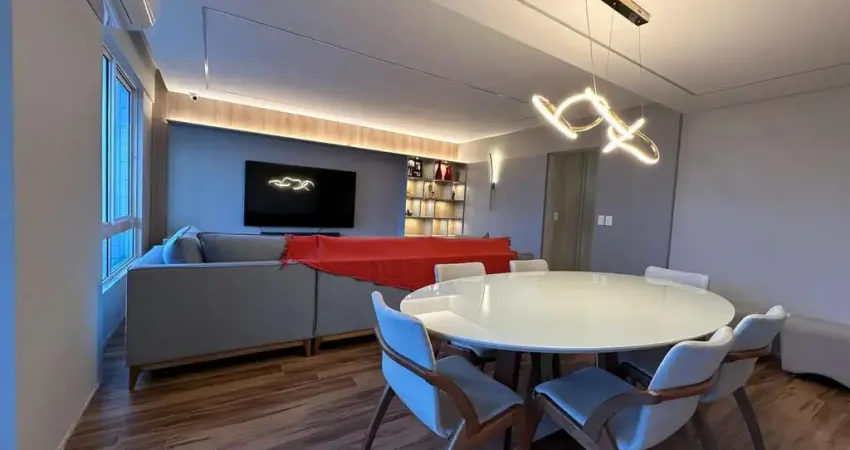 Apartamento / 3 Quartos / 3 Suítes /  2 Vagas / Centro / Canoas / RS