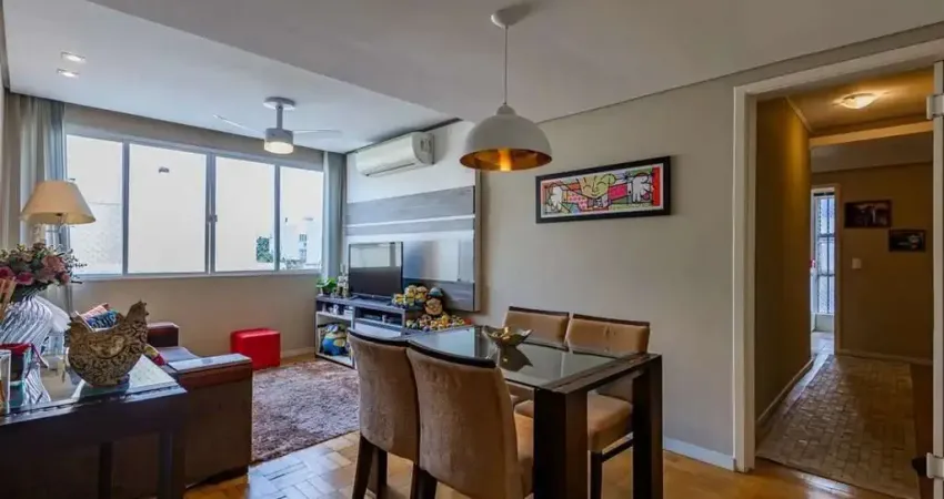 Apartamento de 2 dorm, 80m² privativos com vaga de garagem e elevador.