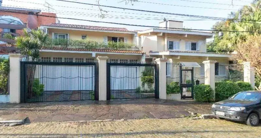 Casa para venda - 420m², 5 dormitórios, sendo 2 suites, 6 vagas - nonoai