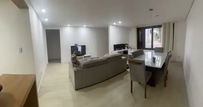 Casa com  03 quartos (01 suíte), 02 vagas, no bairro vila conceição