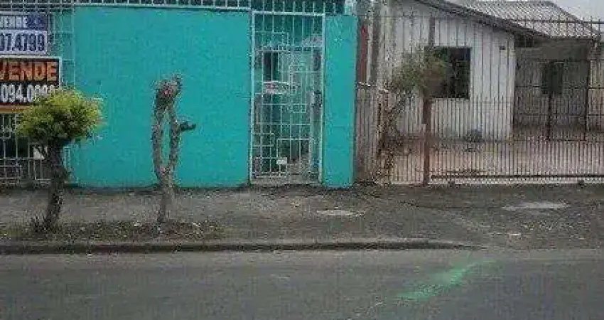 Casa com 3 quartos para alugar na Rua Lauro Müller, 256, Navegantes, Porto Alegre