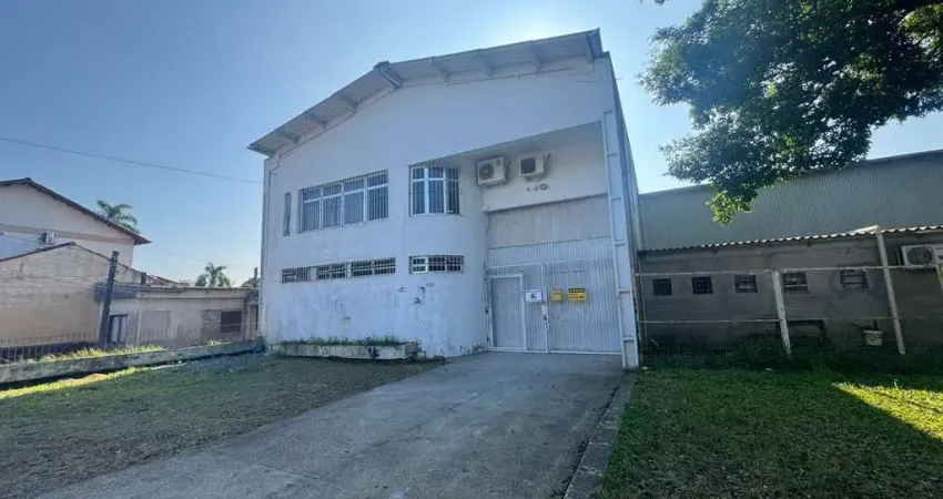 Oportunidade - Pavilhão na Vila Nova - 100m da Av. Vicente Monteggia- 550m² priv