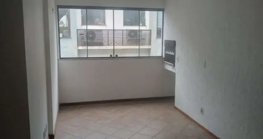 Apartamento com 3 quartos à venda na Rua Porto Calvo, 132, Ipanema, Porto Alegre