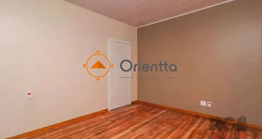 Casa com 6 quartos e 250m² para alugar em Petrópolis, Porto Alegre.