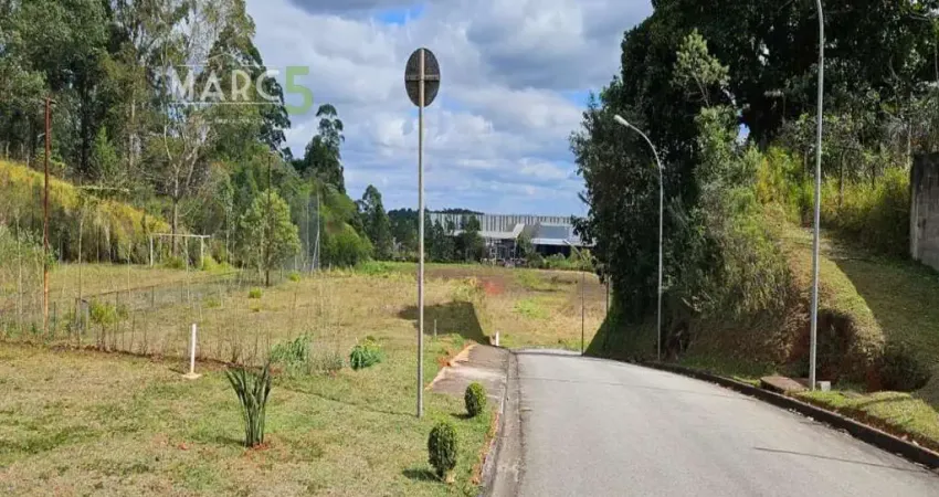 Terreno à venda na Estrada Laranja Azeda, Laranja Azeda, Arujá