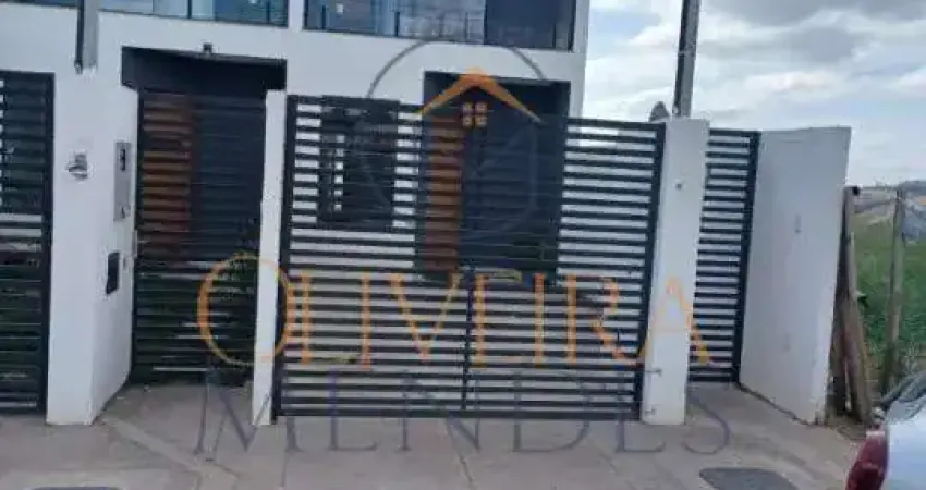 Excelente casa com 2 quartos, com piscina e quintal- Pq Independência - CA410