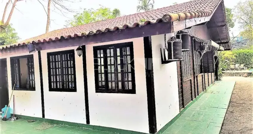 Vargem Grande | Casa de Rua 3 quartos, sendo 2 suites