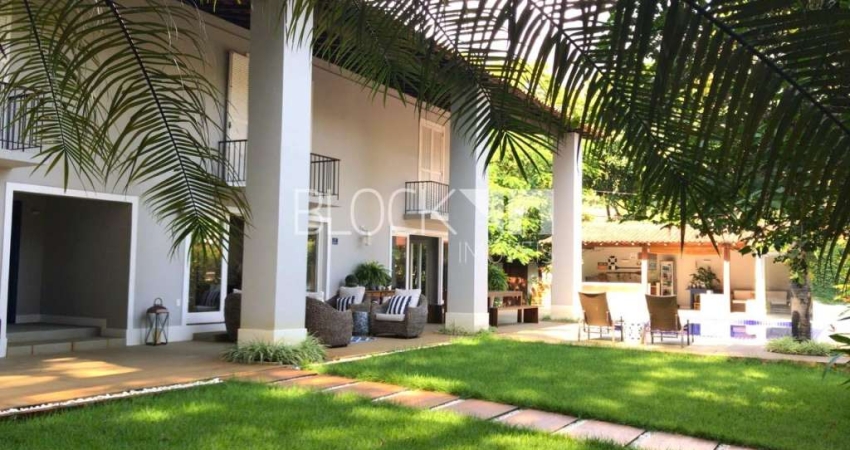 Itanhangá | Casa de Condomínio 5 quartos, sendo 5 suites