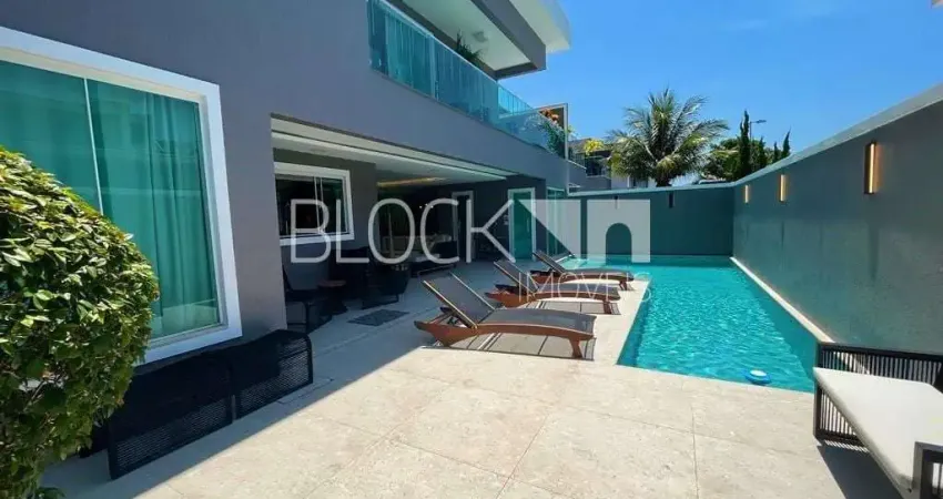 Recreio dos Bandeirantes | Casa de Condomínio 4 quartos, sendo 4 suites