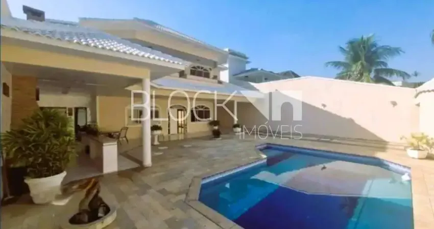 Barra da tijuca | casa de condomínio 3 quartos, sendo 3 suites