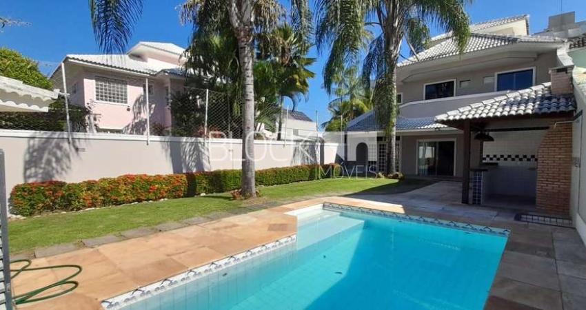 Recreio dos Bandeirantes | Casa de Condomínio 4 quartos, sendo 4 suites