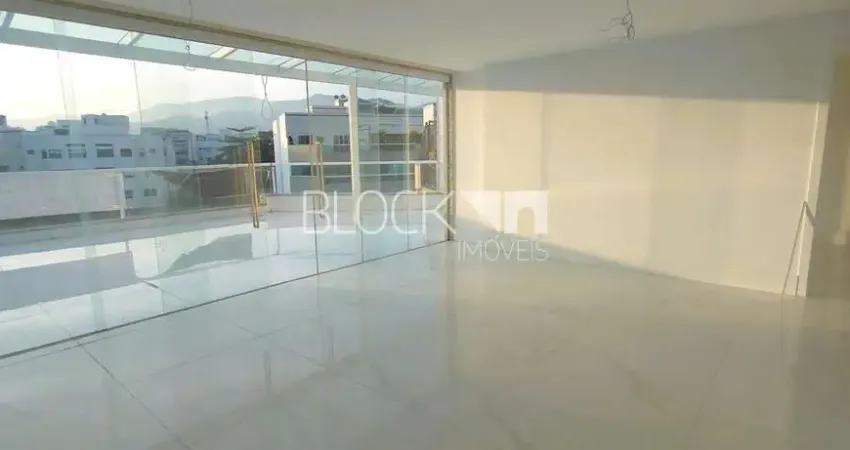 Recreio dos Bandeirantes | Cobertura 3 quartos, sendo 3 suites