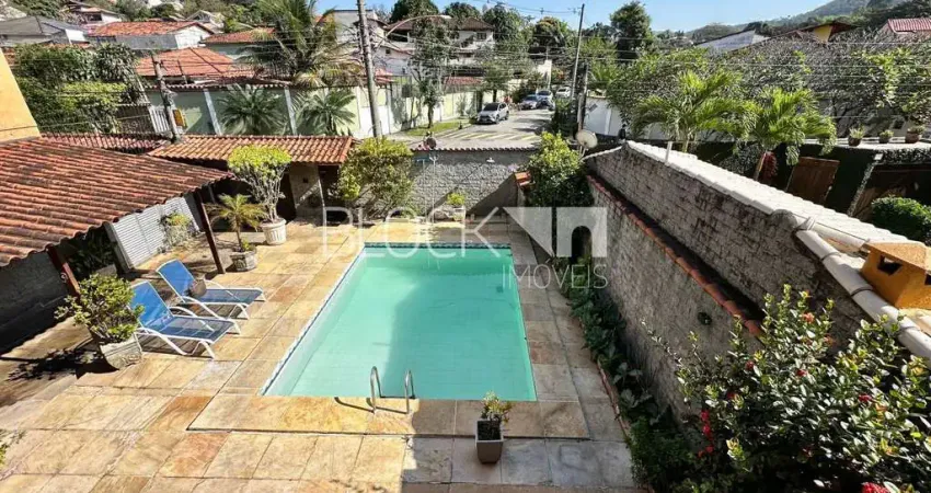Freguesia (Jacarepaguá) | Casa de Condomínio 5 quartos, sendo 4 suites