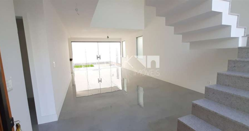 Recreio dos Bandeirantes | Casa de Condomínio 5 quartos, sendo 5 suites
