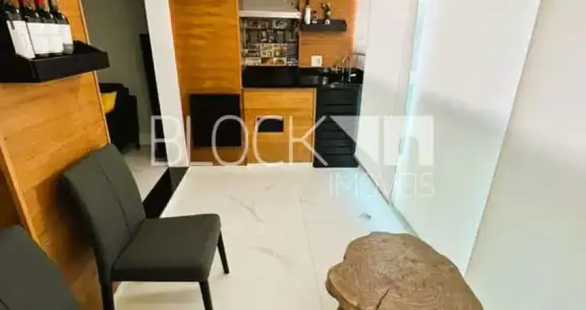 Recreio dos Bandeirantes | Apartamento 3 quartos, sendo 1 suite