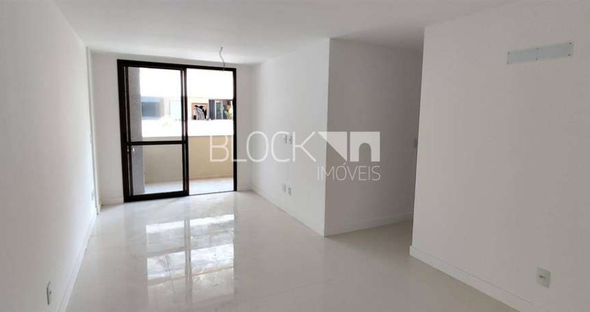 Recreio dos Bandeirantes | Apartamento 3 quartos, sendo 1 suite