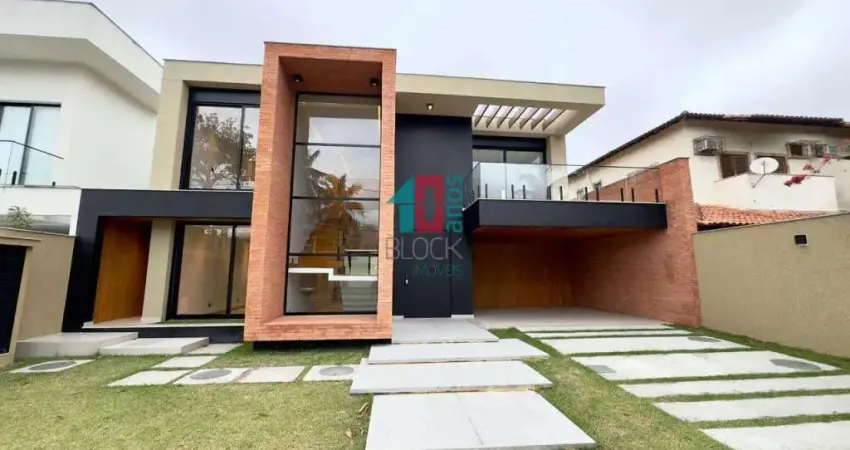 Barra da Tijuca | Casa de Condomínio 5 quartos, sendo 5 suites