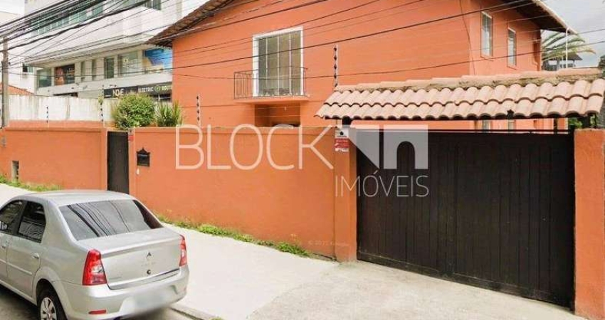 Recreio dos Bandeirantes | Casa de Rua 5 quartos, sendo 3 suites