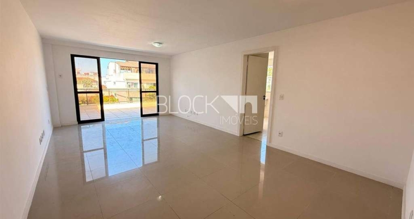 Recreio dos Bandeirantes | Cobertura 3 quartos, sendo 3 suites