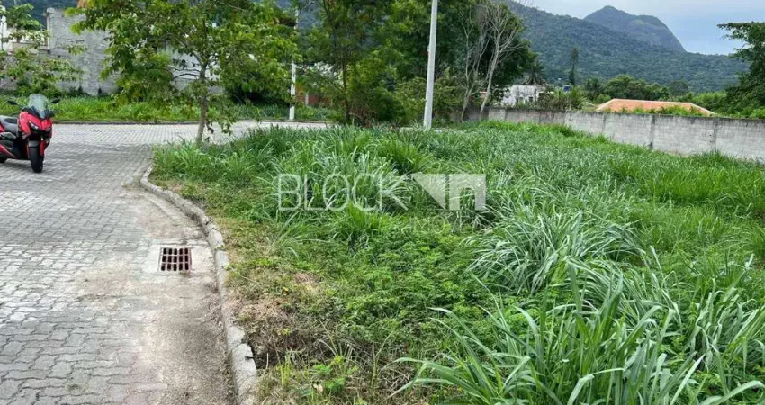 Terreno em condomínio fechado à venda na Rua Anjo da Noite, --, Vargem Pequena, Rio de Janeiro