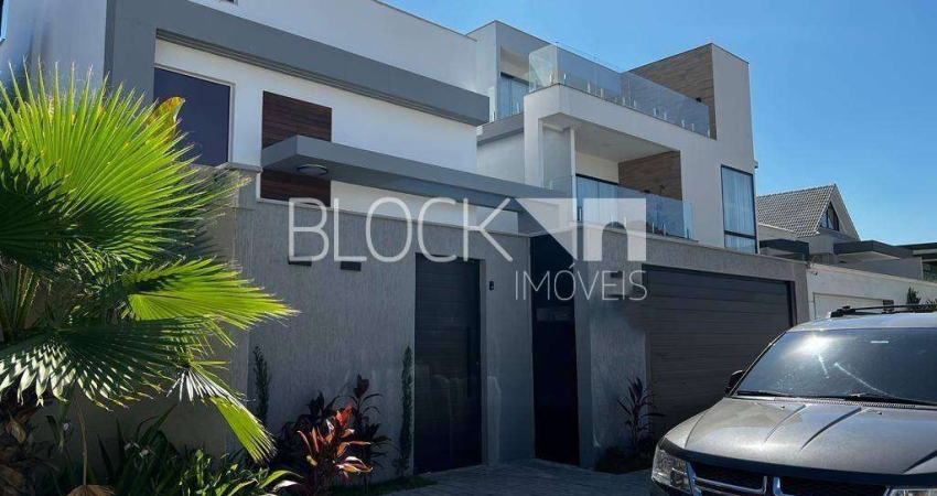 Recreio dos Bandeirantes | Casa de Condomínio 4 quartos, sendo 3 suites