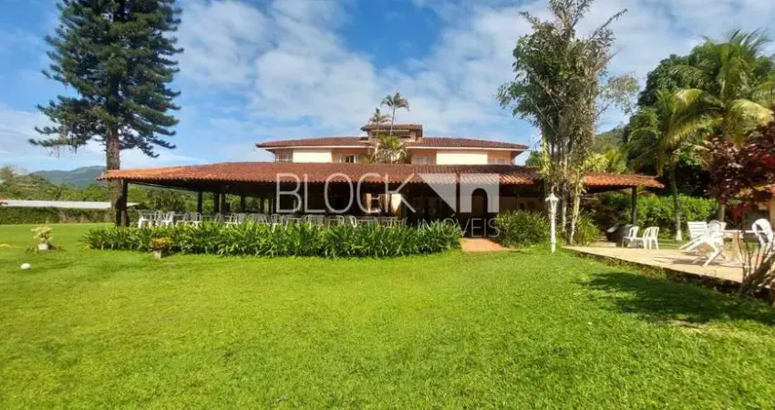 Vargem Grande | Sítio 7 quartos, sendo 2 suites