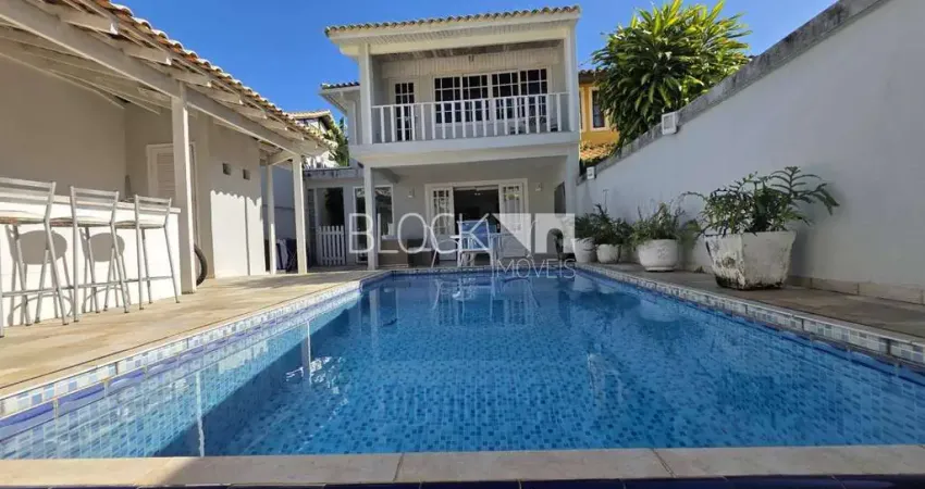 Recreio dos Bandeirantes | Casa de Condomínio 3 quartos, sendo 3 suites