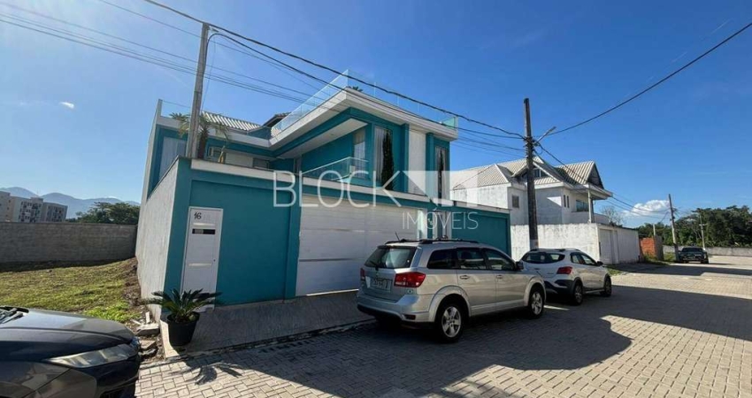 Recreio dos Bandeirantes | Casa de Condomínio 3 quartos, sendo 3 suites
