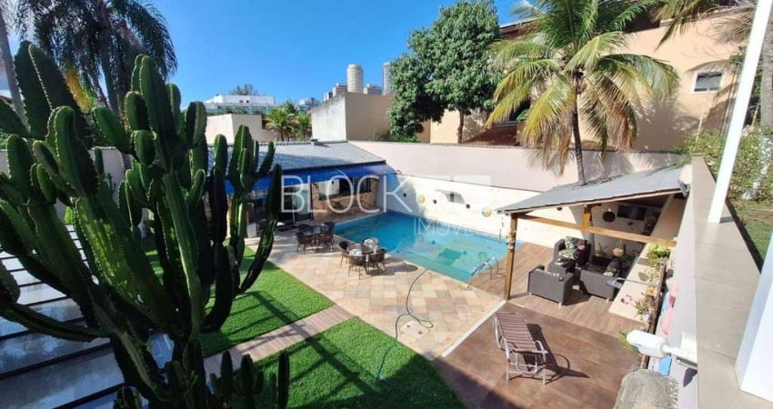 Barra da Tijuca | Casa de Condomínio 5 quartos, sendo 3 suites