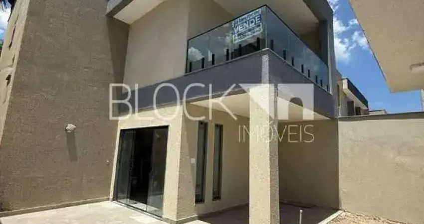 Vargem Grande | Casa de Condomínio 4 quartos, sendo 2 suites