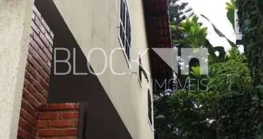 Itanhangá | Casa de Condomínio 4 quartos, sendo 2 suites