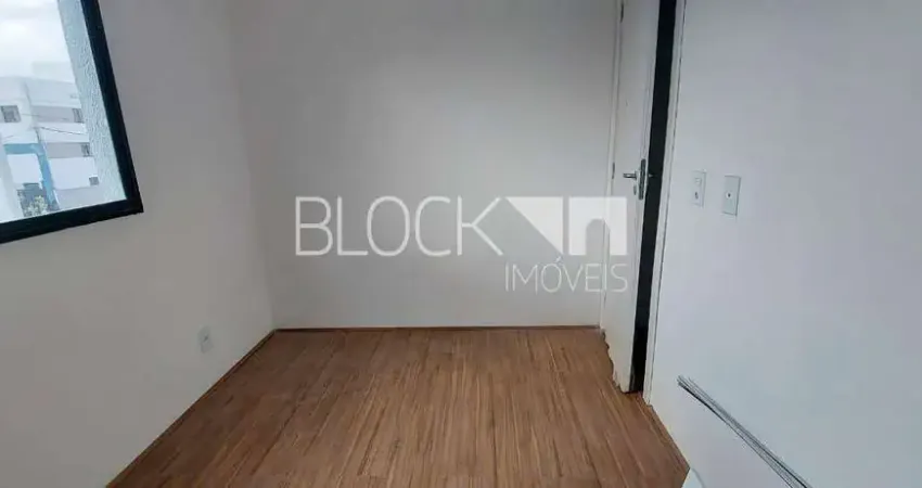 Apartamento com 2 quartos para alugar na Rua E-W, --, Recreio dos Bandeirantes, Rio de Janeiro