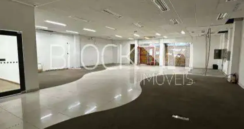 Barracão / Galpão / Depósito para alugar na Rua Luiz Beltrão, --, Vila Valqueire, Rio de Janeiro