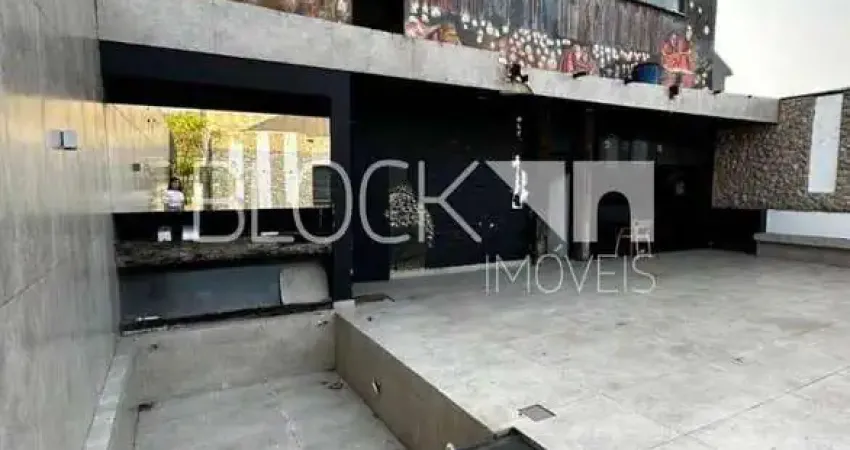 Barracão / Galpão / Depósito para alugar na Avenida Jambeiro, --, Vila Valqueire, Rio de Janeiro