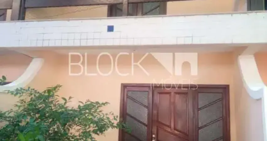 Casa em condomínio fechado com 2 quartos à venda na Estrada do Catonho, --, Jardim Sulacap, Rio de Janeiro