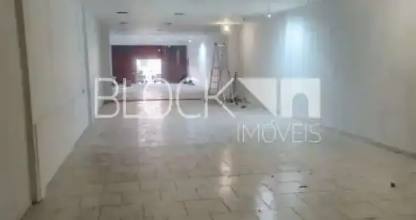 Barracão / Galpão / Depósito para alugar na Rua Adelaide, --, Abolição, Rio de Janeiro