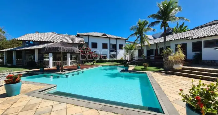 Barra da Tijuca | Casa de Condomínio 8 quartos, sendo 5 suites
