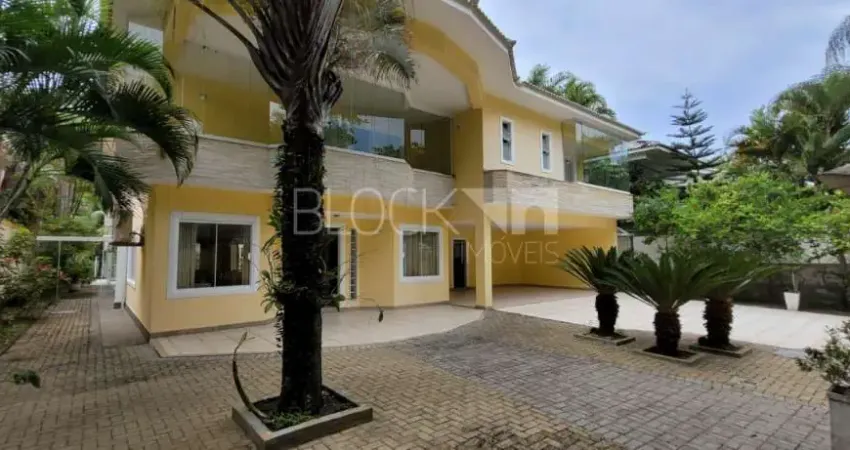 Barra da tijuca | casa de condomínio 5 quartos, sendo 5 suites