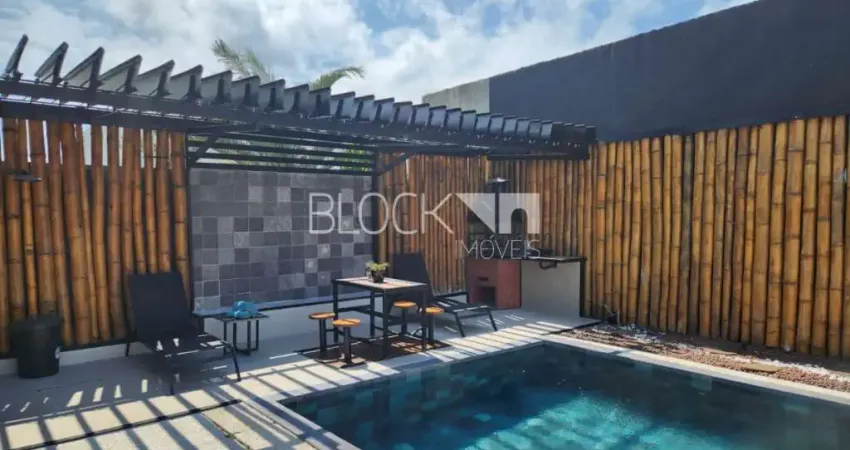Guaratiba | Casa de Condomínio 4 quartos, sendo 4 suites