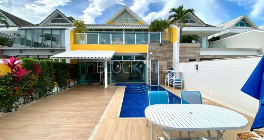 Barra da Tijuca | Casa de Condomínio 4 quartos, sendo 4 suites