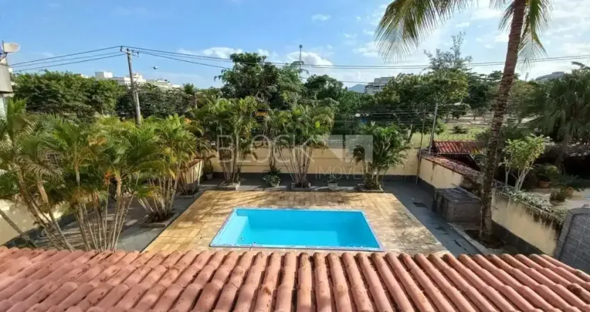 Recreio dos Bandeirantes | Casa de Rua 5 quartos, sendo 5 suites