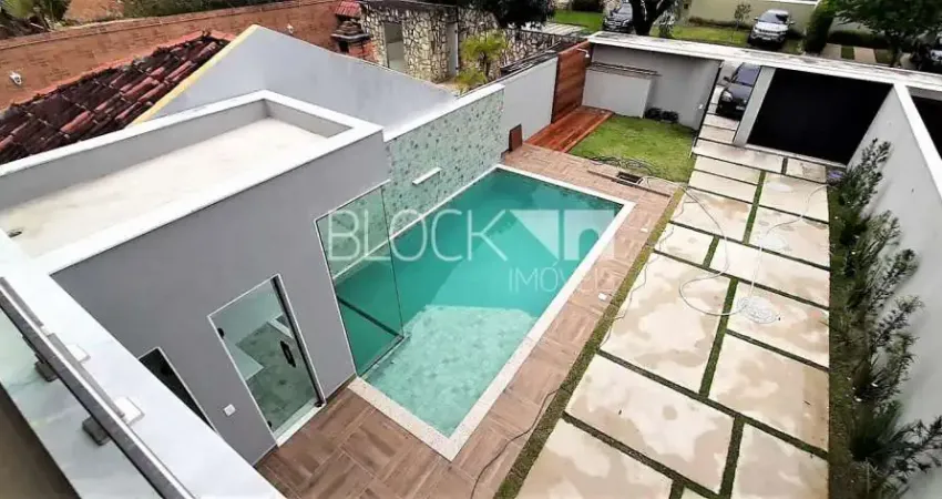 Barra da Tijuca | Casa de Condomínio 4 quartos, sendo 4 suites